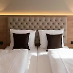 Rossano Boutique & Ristorante Hotel
