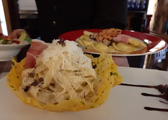 酒店 Rossano Boutique & Ristorante Sachsen bei Ansbach