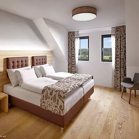 Rossano Boutique & Ristorante 3* Sachsen bei Ansbach