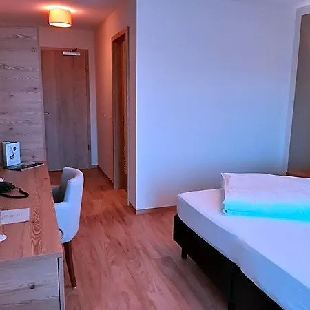 Rossano Boutique & Ristorante Отель Sachsen bei Ansbach