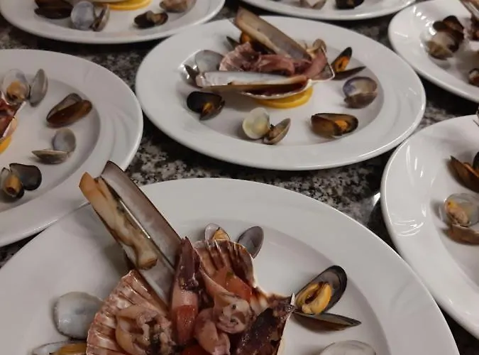 فندق Rossano Boutique & Ristorante 3*